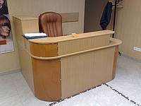 Стойка ресепшен для салона