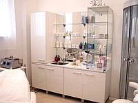 Шкаф для косметики
