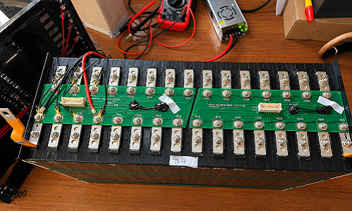 Repair and diagnostics of high-voltage batteries